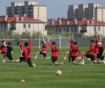 平博官网-更是为中国健儿出征加油的壮举